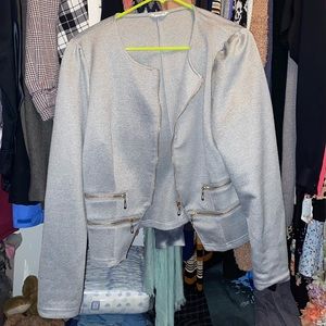 Super cute grey zip up jacket ❄️